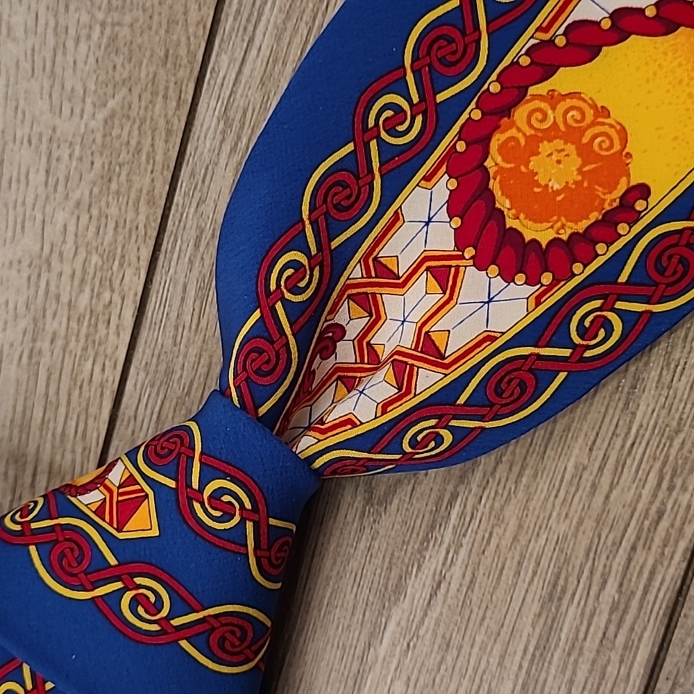 RUSH LIMBAUGH No Boundaries Blue Gold Red Abstract Chain USA Silk Tie 90s RARE‎